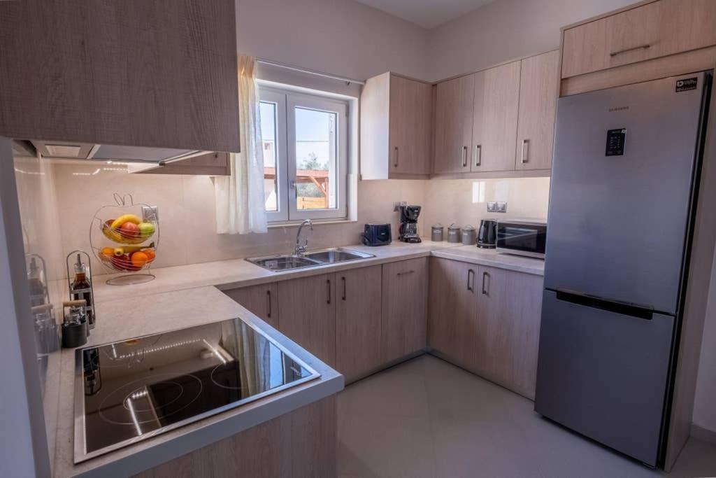 Prinos Oasis Twin Villas II Экстерьер фото